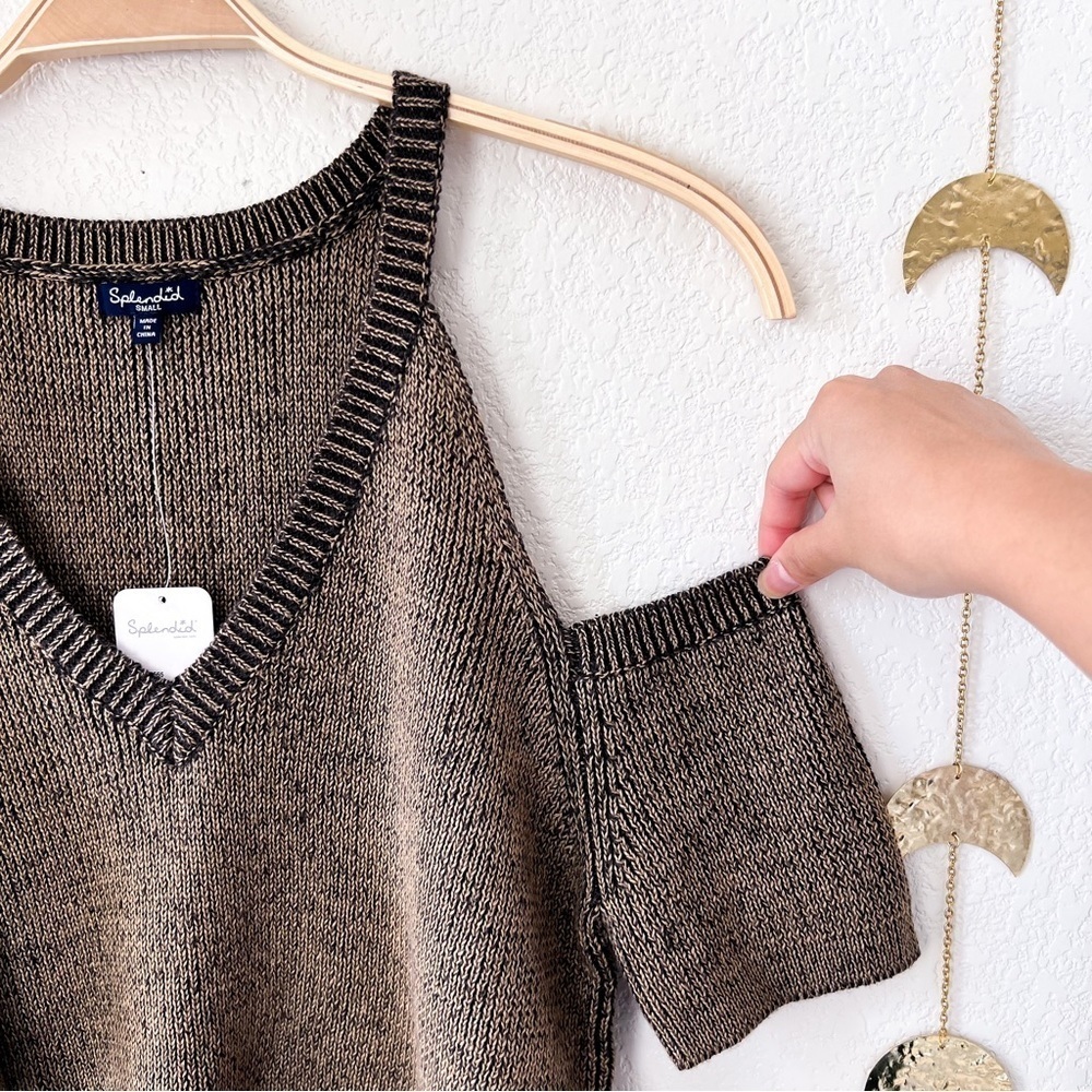 SPLENDID Surrey Marl Cold Shoulder Wool Knit V Neck Top - Picture 12 of 14